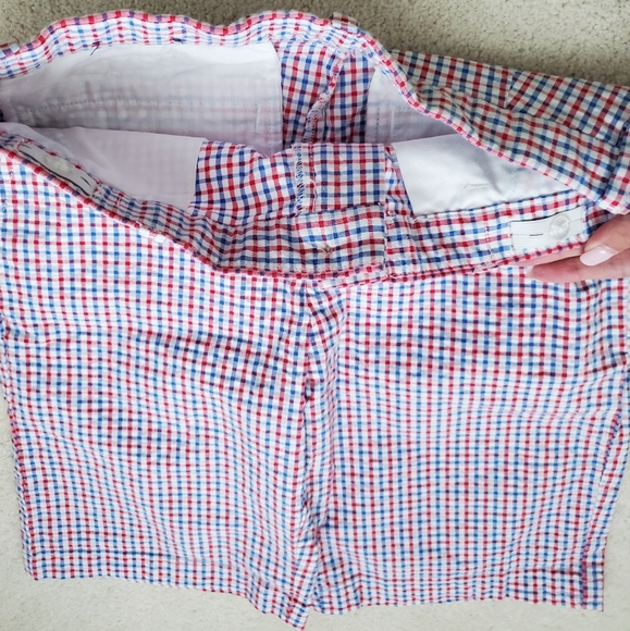 SOLD Vineyard Vines Boys Red, White And Blue Gingham Seersucker Shorts sz14 - Picture 4 of 16
